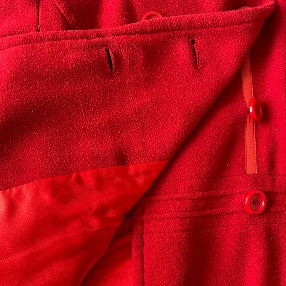 Red Jacket - Picture 4 of 5